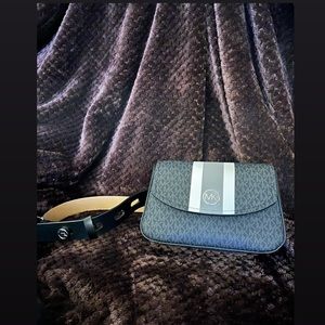 Michael kors belt bag